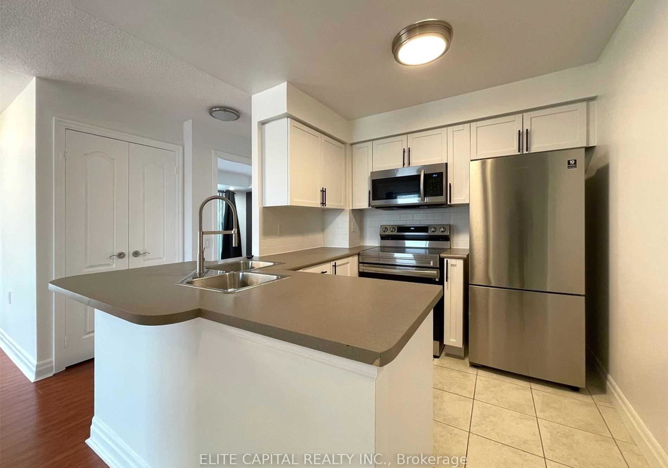 21-hillcrest-avenue-toronto-north-york-ontario-c13607126