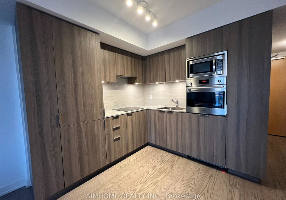 11-wellesley-street-w-toronto-toronto-ontario-c13607174