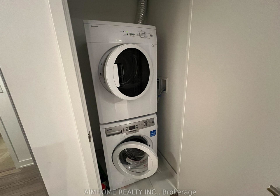 11-wellesley-street-w-toronto-toronto-ontario-c13607174
