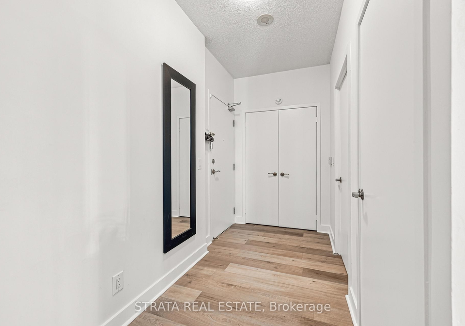 320-richmond-street-e-toronto-toronto-ontario-c13607238