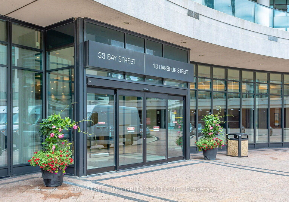 33-bay-street-toronto-toronto-ontario-c13607262
