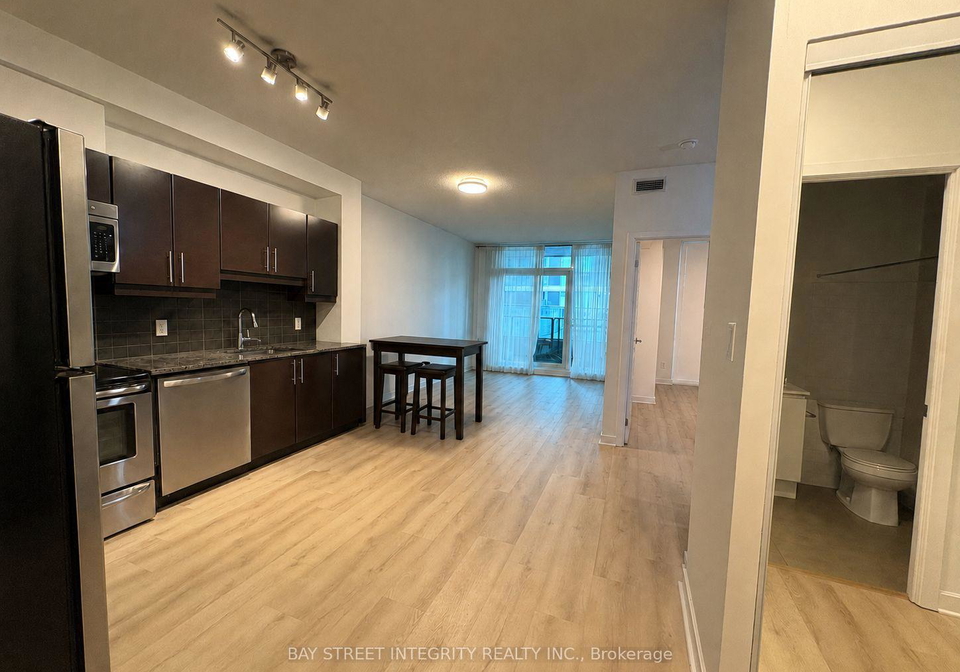 33-bay-street-toronto-toronto-ontario-c13607262