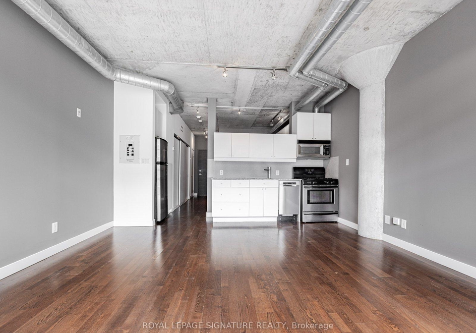 42-camden-street-toronto-toronto-ontario-c13607490