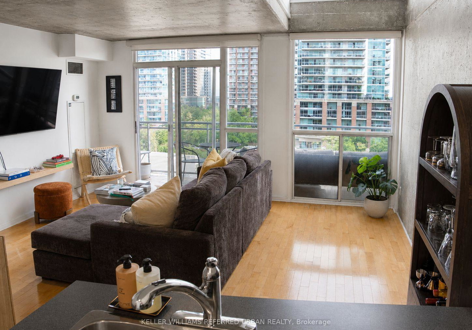 1029-king-street-w-toronto-toronto-ontario-c13607726