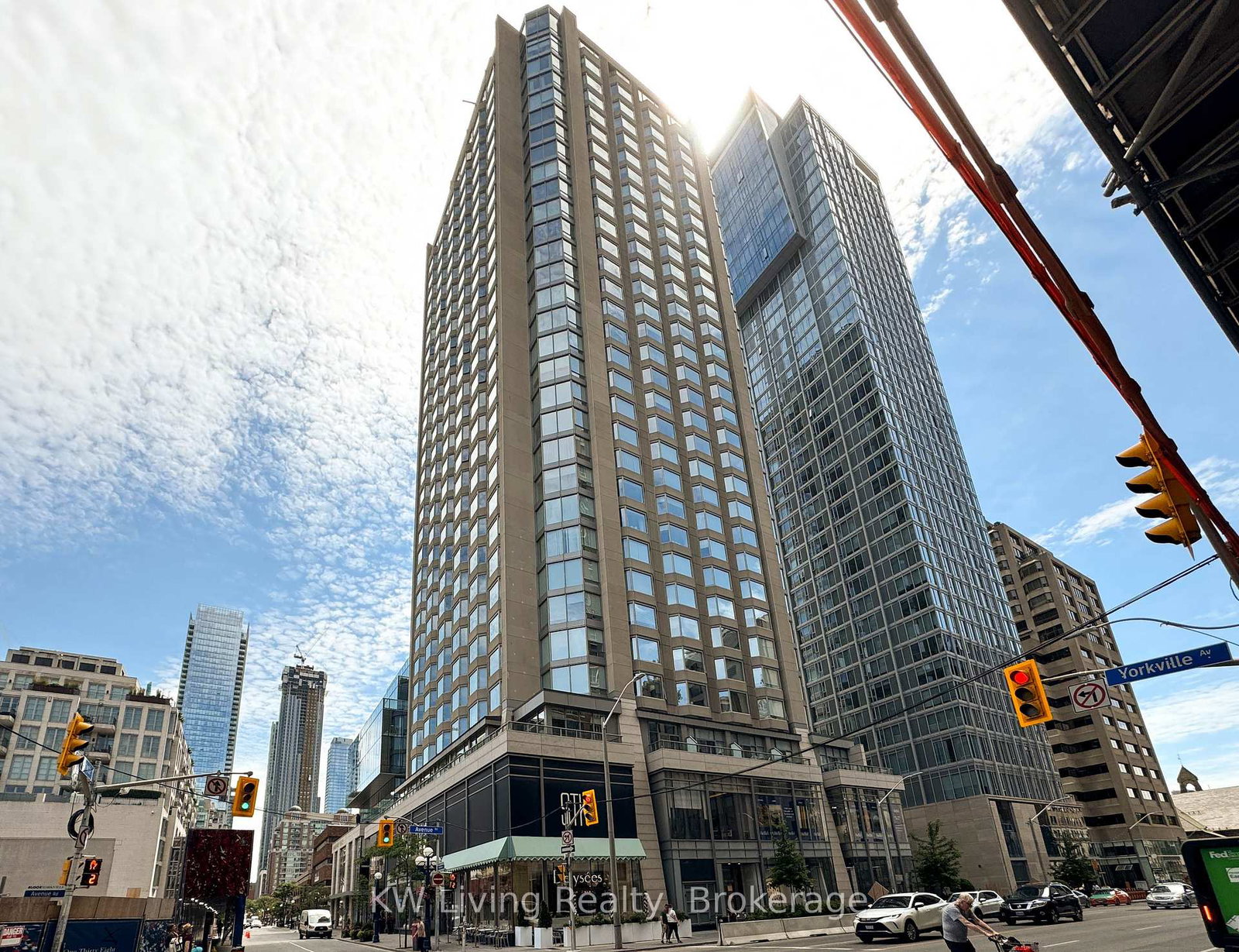 155-yorkville-avenue-toronto-toronto-ontario-c13607908