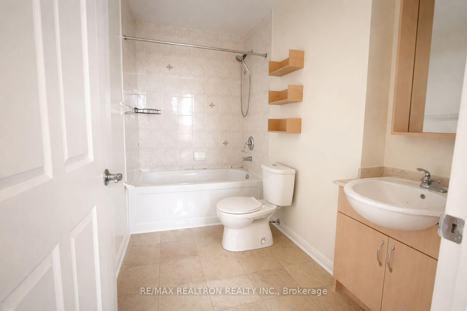 18-holmes-avenue-toronto-north-york-ontario-c13608512