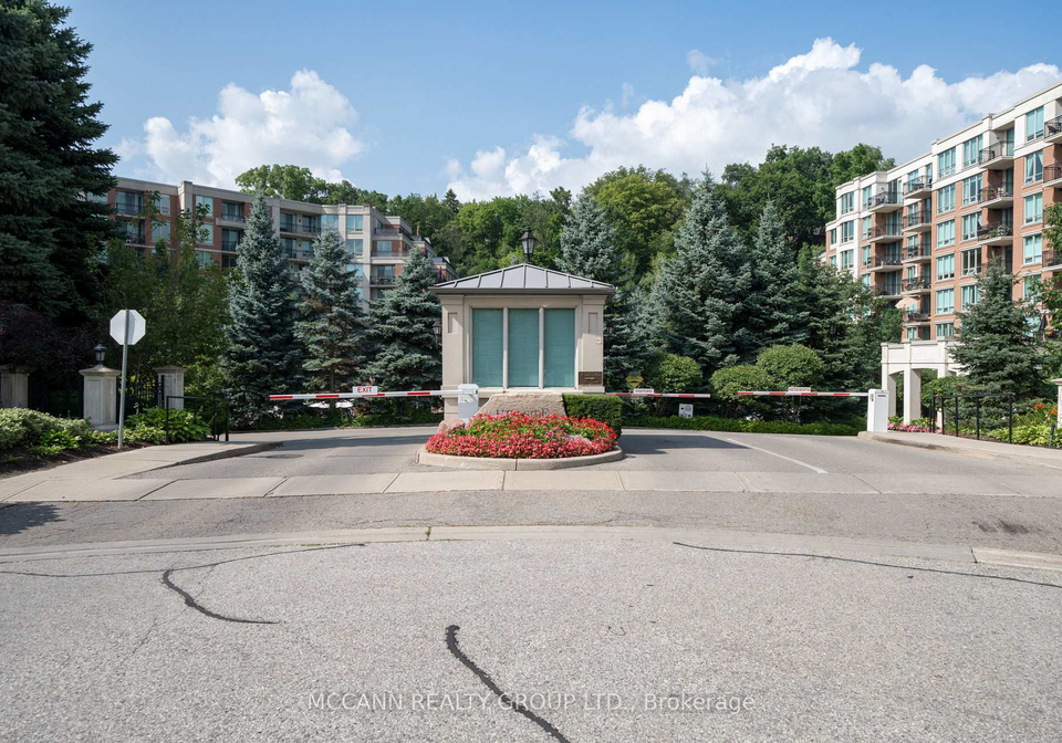 28-william-carson-crescent-toronto-north-york-ontario-c13608540