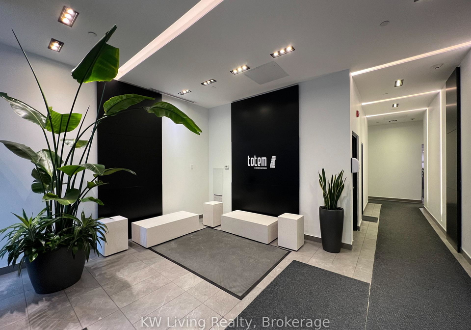 17-dundonald-street-toronto-toronto-ontario-c13608592
