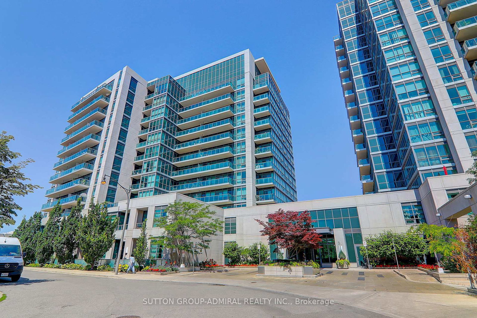 35-brian-peck-crescent-toronto-east-york-ontario-c13608686