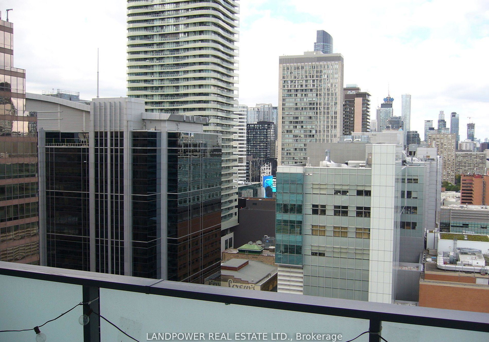 25-richmond-street-e-toronto-toronto-ontario-c13609022