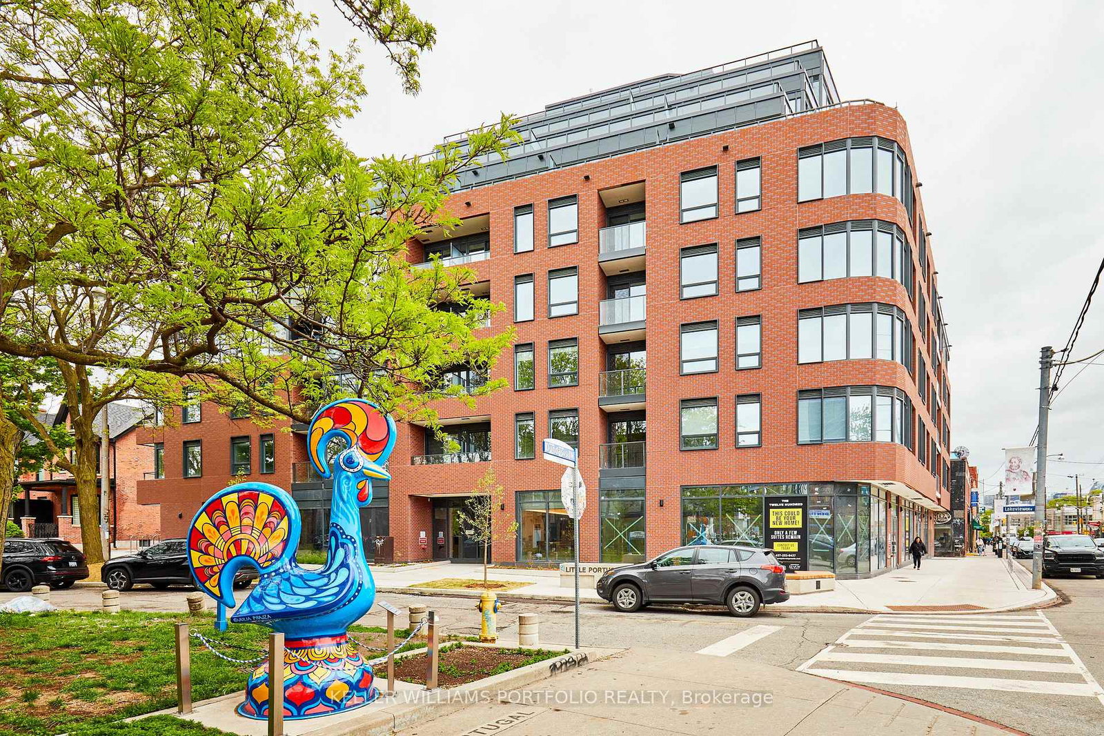5-lakeview-avenue-toronto-toronto-ontario-c13609200