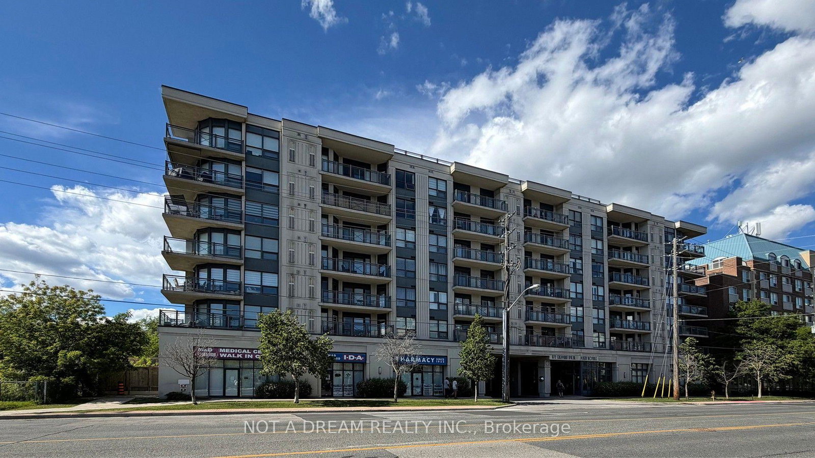 872-sheppard-avenue-w-toronto-toronto-ontario-c13609260