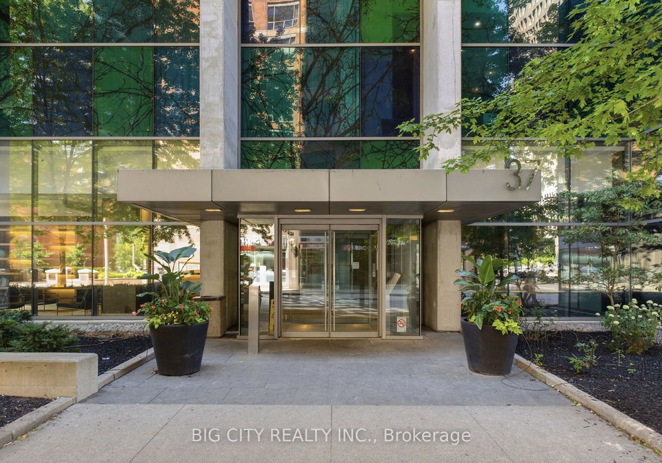 37-grosvenor-street-toronto-toronto-ontario-c13609290