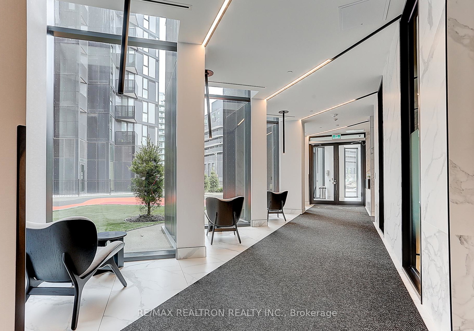 30-tretti-way-toronto-toronto-ontario-c13609326