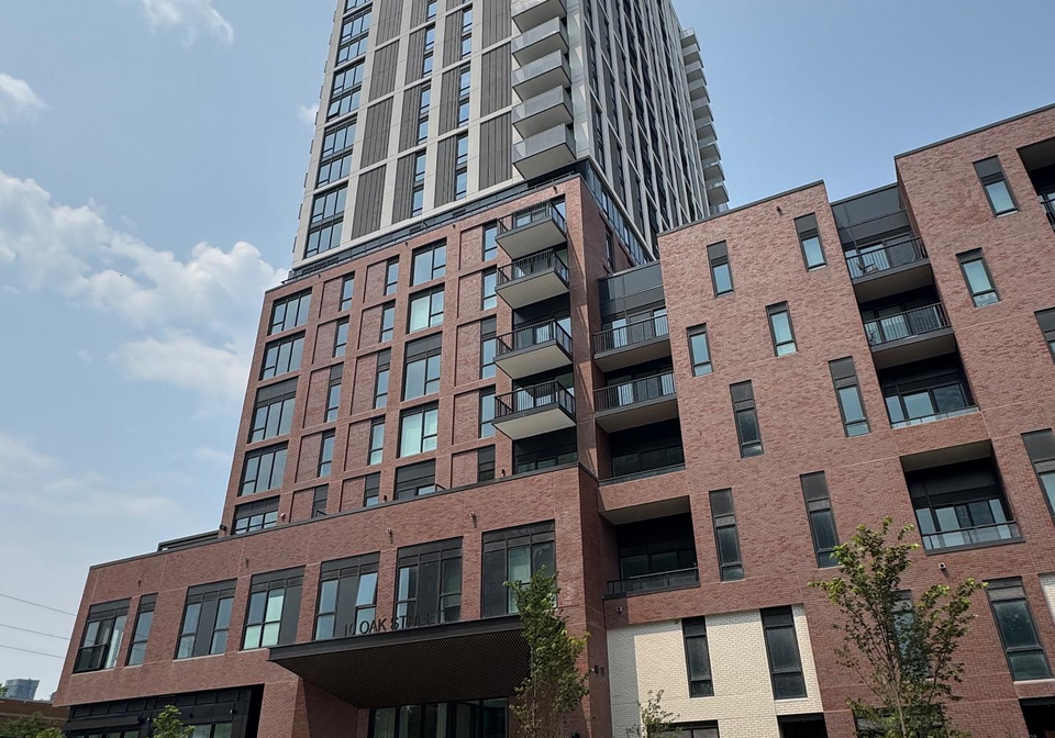 10-oak-street-toronto-toronto-ontario-c13609392