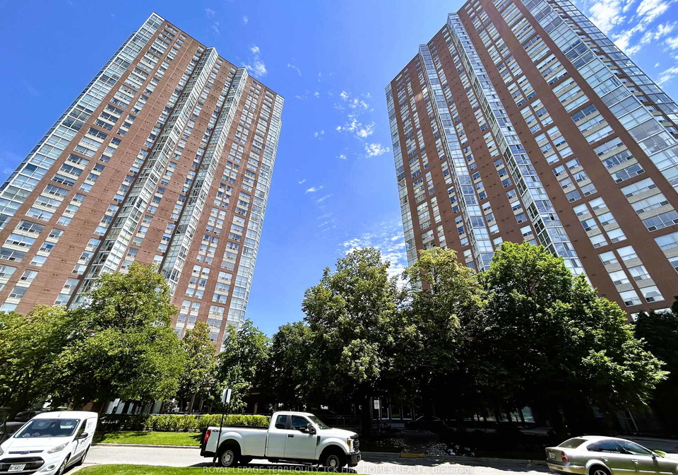 5-concorde-place-toronto-north-york-ontario-c13609724