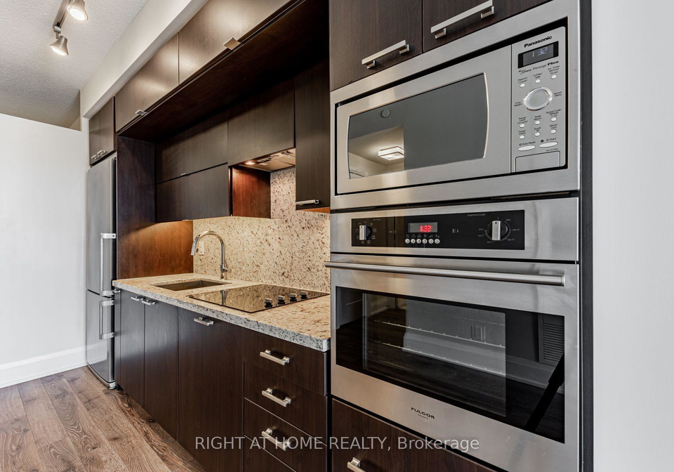 120-harrison-garden-boulevard-toronto-north-york-ontario-c13609812