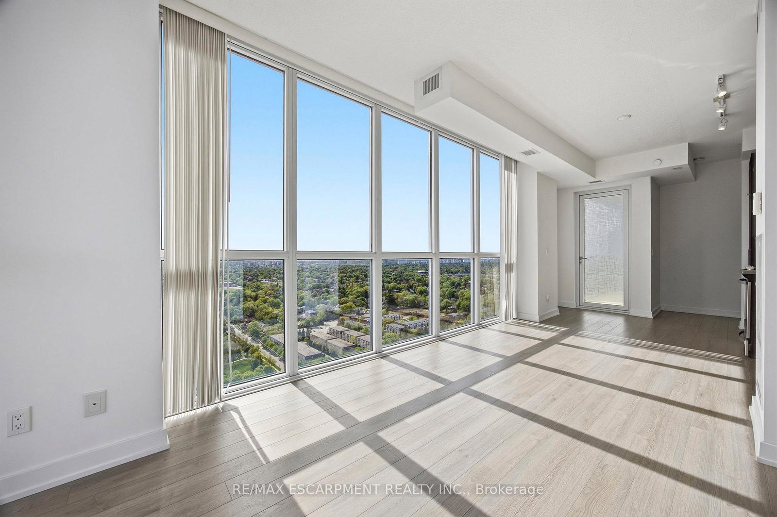 5180-yonge-street-toronto-toronto-ontario-c13609922
