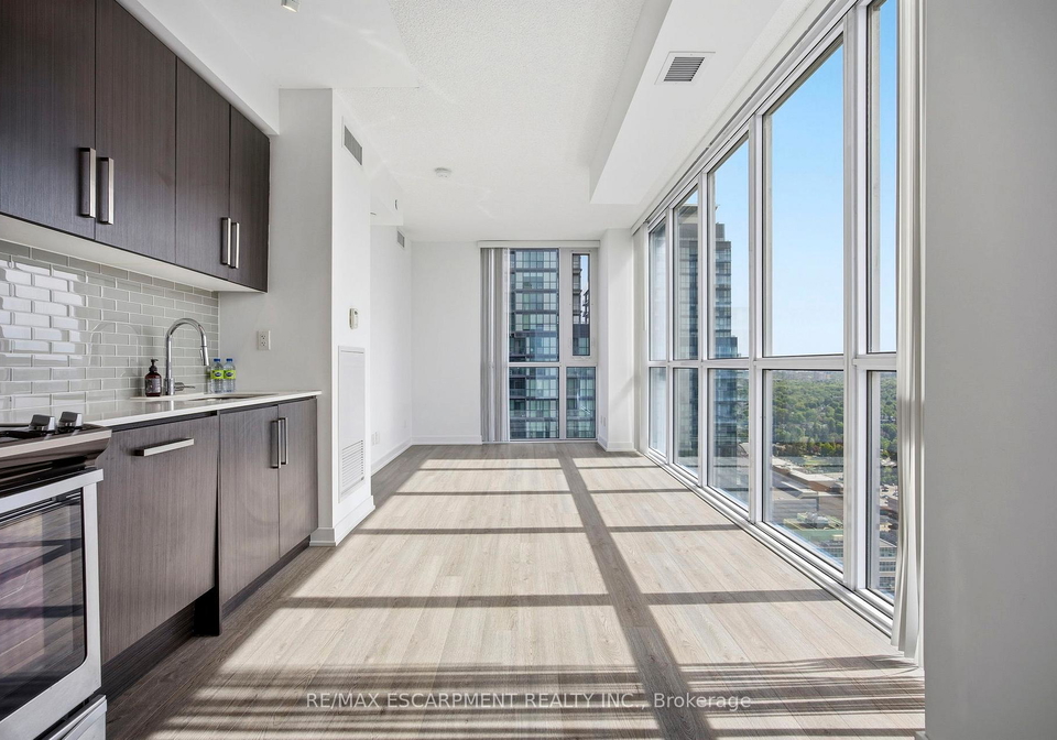 5180-yonge-street-toronto-toronto-ontario-c13609922