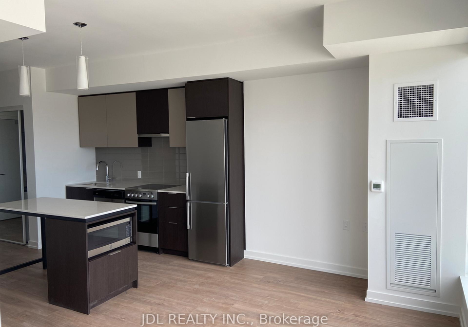 203-college-street-toronto-toronto-ontario-c13610346