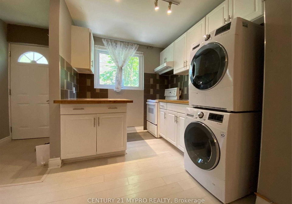 16-north-hills-terrace-toronto-north-york-ontario-c13610482