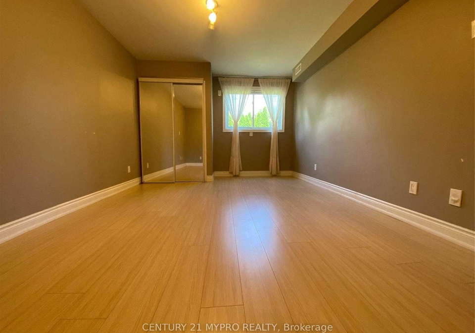 16-north-hills-terrace-toronto-north-york-ontario-c13610482