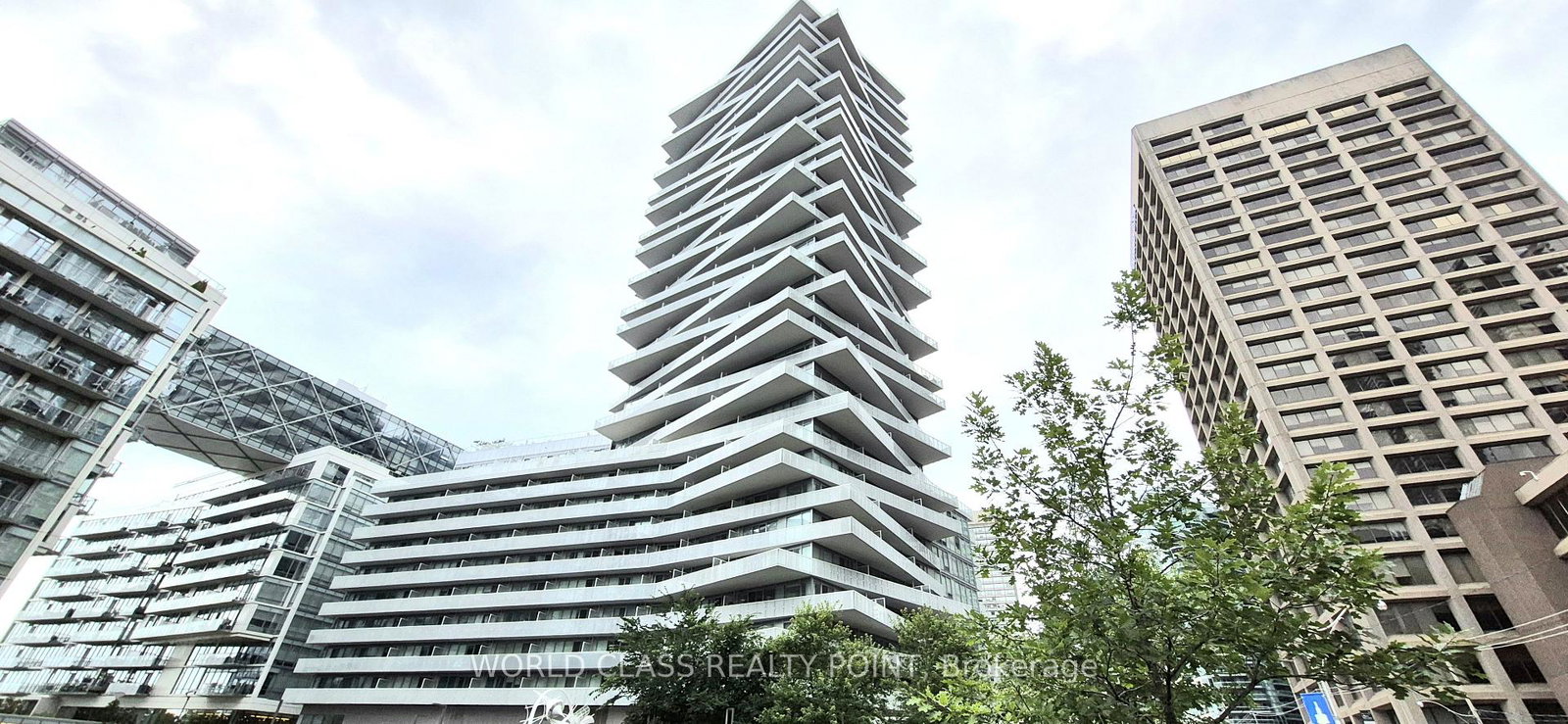 15-queens-quay-e-toronto-toronto-ontario-c13610614