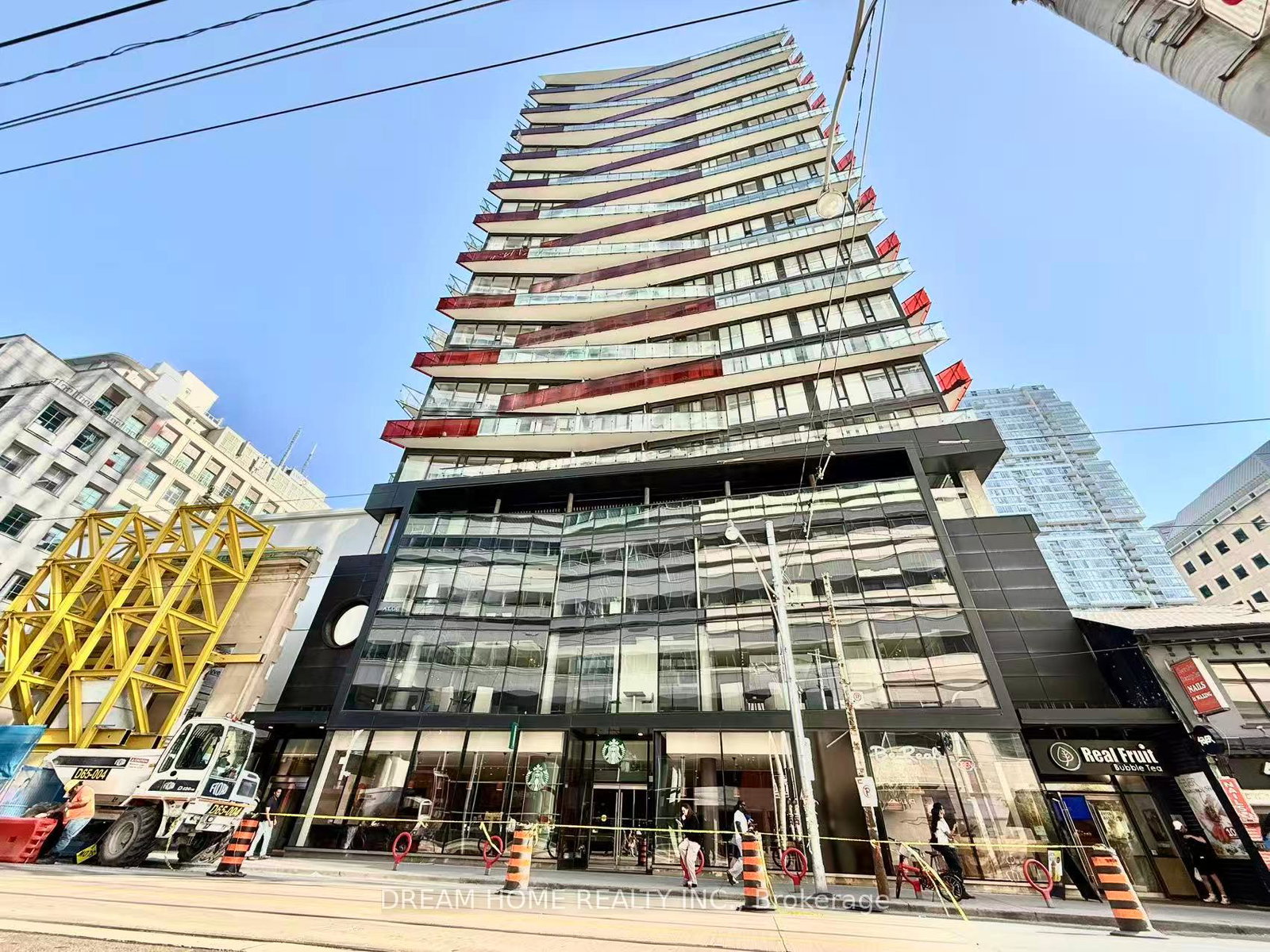 215-queen-street-w-toronto-toronto-ontario-c13610704