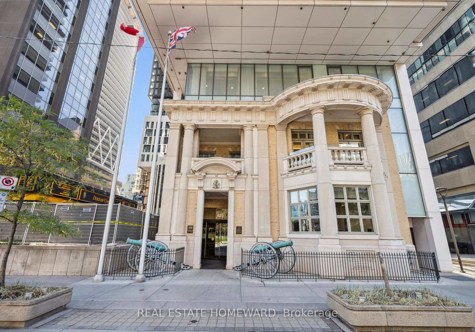 426-university-avenue-toronto-toronto-ontario-c13610834