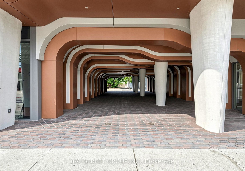 525-adelaide-street-w-toronto-toronto-ontario-c13611102