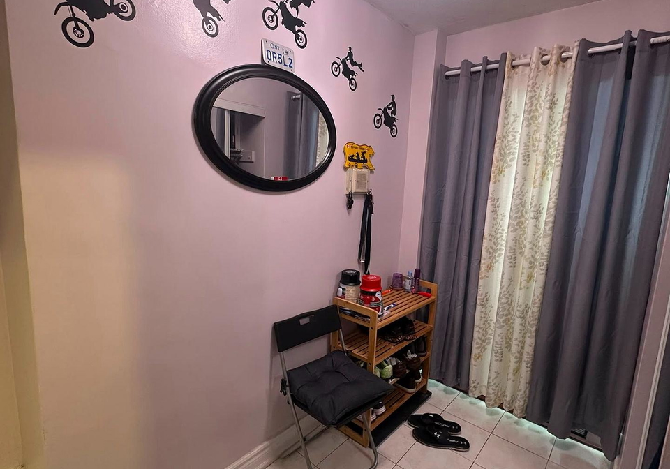 10-edgecliffe-golfway-toronto-east-york-ontario-c13611124