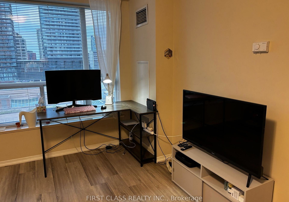887-bay-street-toronto-toronto-ontario-c13611178