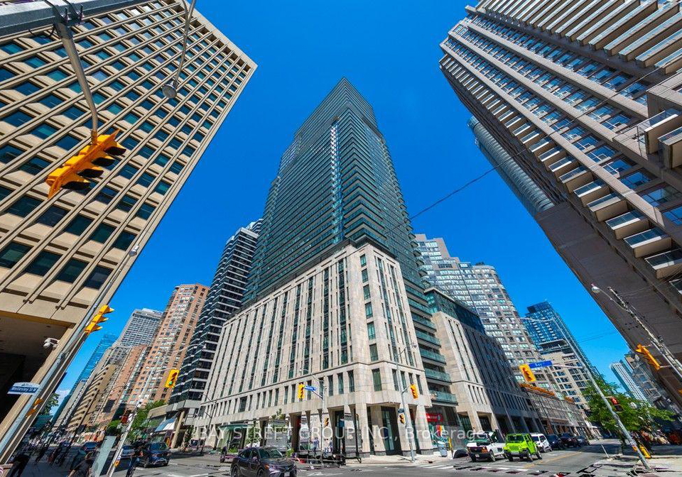 955-bay-street-toronto-toronto-ontario-c13611262