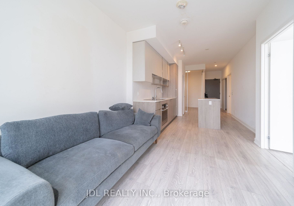 15-holmes-avenue-toronto-north-york-ontario-c13611298