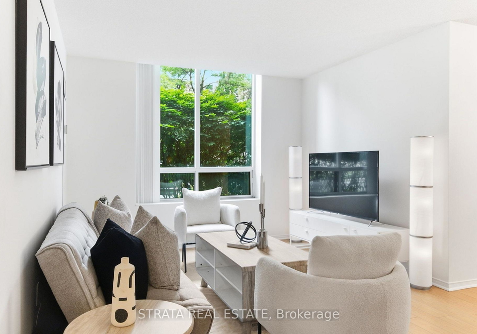 29-pemberton-avenue-toronto-north-york-ontario-c13611452