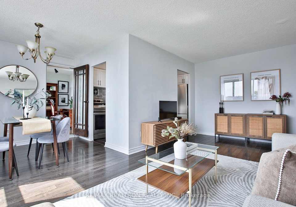 5-parkway-forest-drive-toronto-north-york-ontario-c13611482