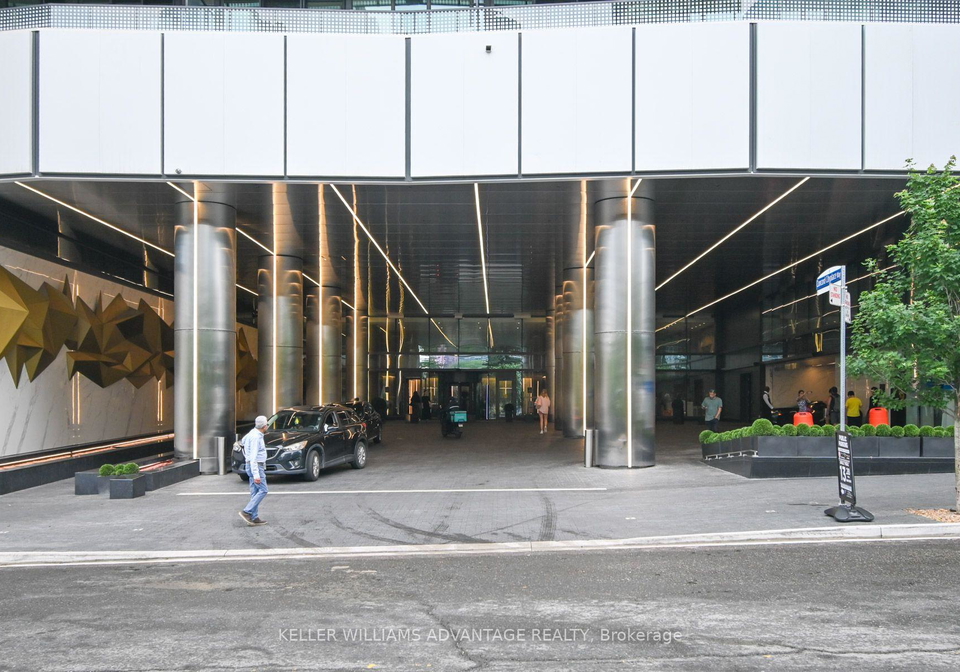 3-concord-city-place-way-toronto-toronto-ontario-c13611556