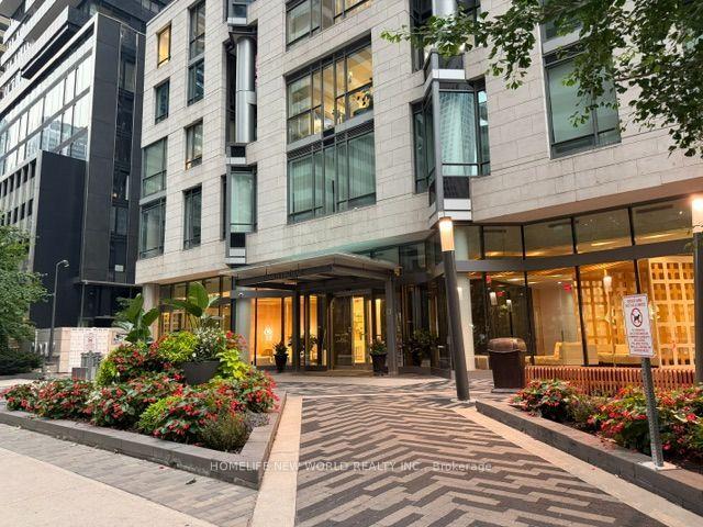 45-charles-street-e-toronto-toronto-ontario-c13611560
