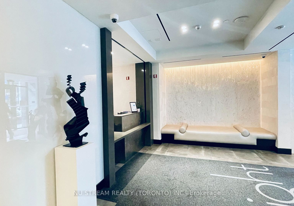 8-cumberland-street-toronto-toronto-ontario-c13611580