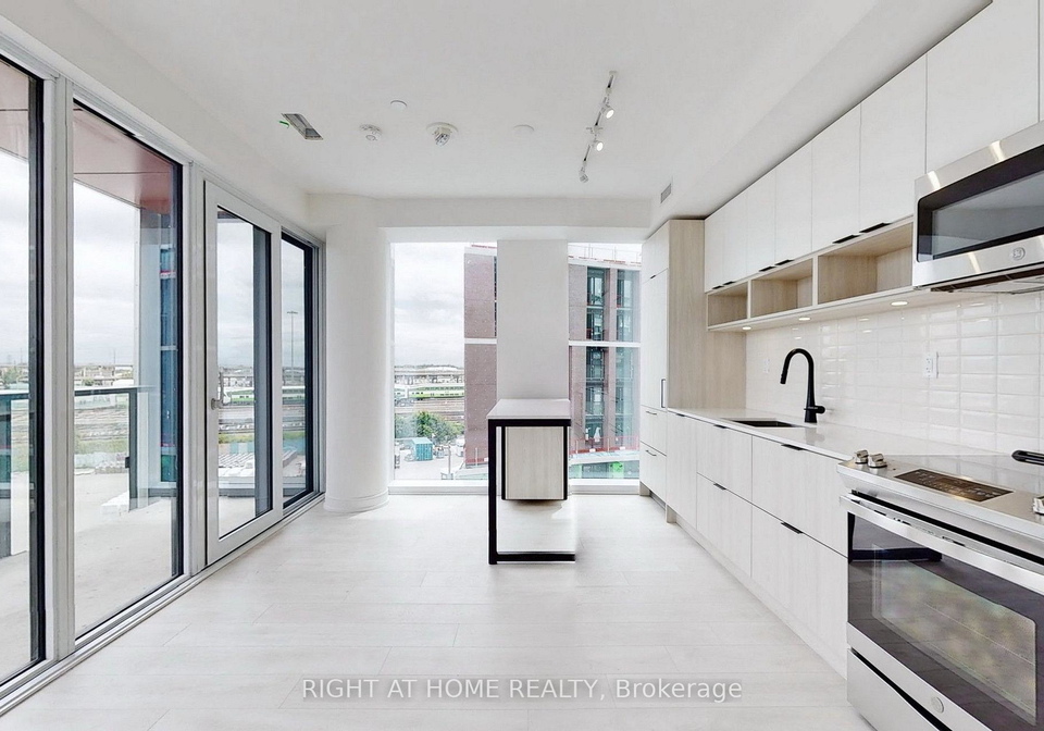 180-mills-street-toronto-toronto-ontario-c13611584
