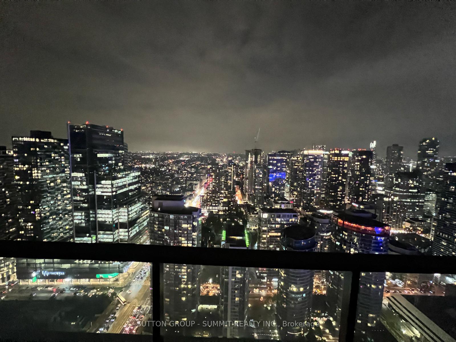 1-concord-cityplace-way-toronto-toronto-ontario-c13611860