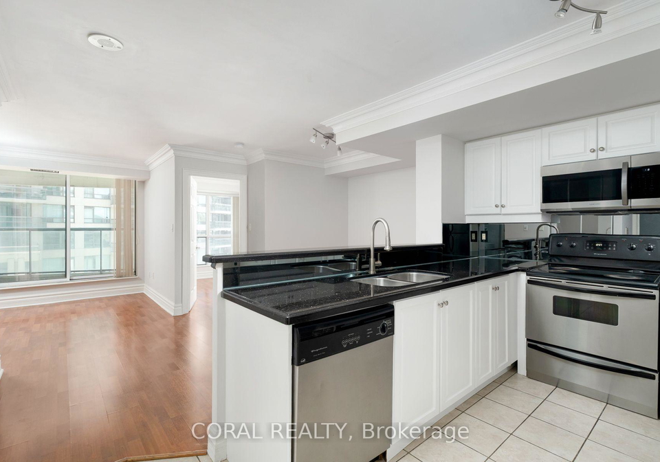 7-lorraine-drive-toronto-toronto-ontario-c13612246