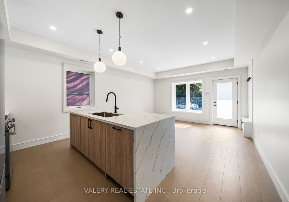 131-dovercourt-road-toronto-toronto-ontario-c13612276