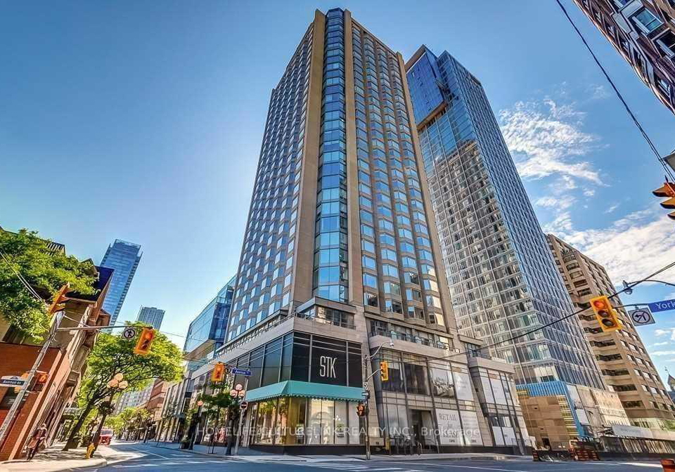 155-yorkville-avenue-toronto-toronto-ontario-c13612452