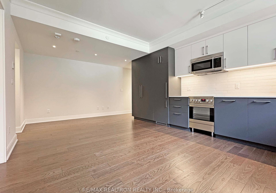2-clarendon-avenue-toronto-toronto-ontario-c13612596