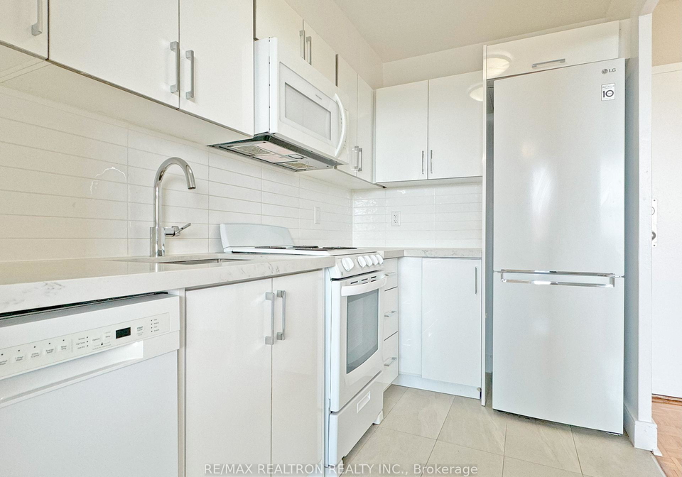 1500-bathurst-street-toronto-toronto-ontario-c13612720