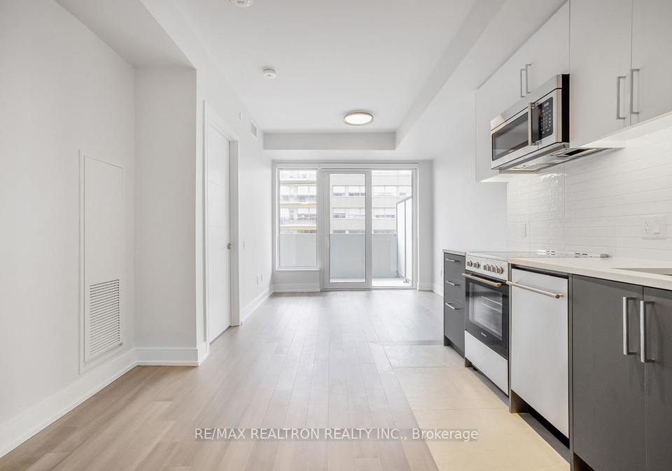 2525-bathurst-street-toronto-toronto-ontario-c13612754