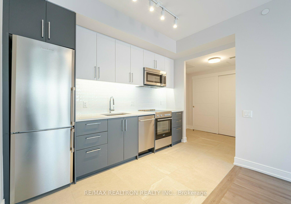 2525-bathurst-street-toronto-toronto-ontario-c13612762