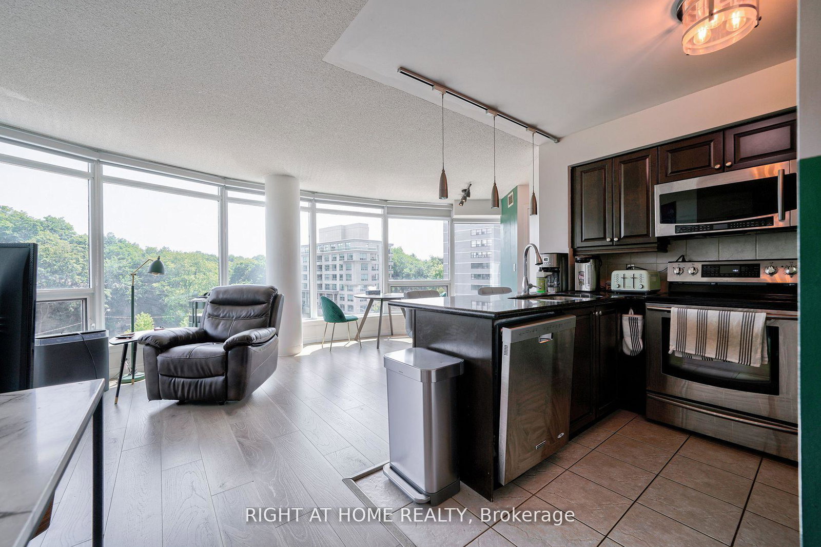 18-valley-woods-road-toronto-north-york-ontario-c13612776