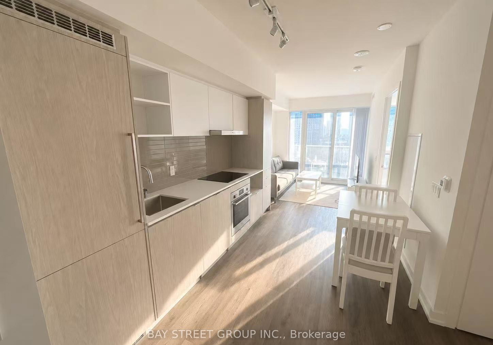 55-cooper-street-w-toronto-toronto-ontario-c13613026